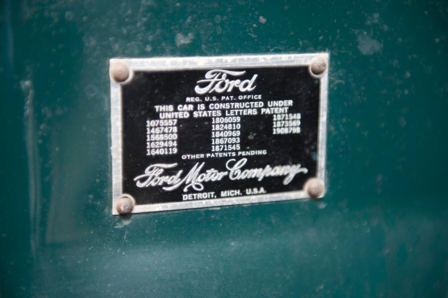  Ford V8 Closed Cab Pickup Truck 1934 года  (фото 7 из 13)
